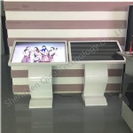 42' touch screen android 4.44 standing information kiosk
